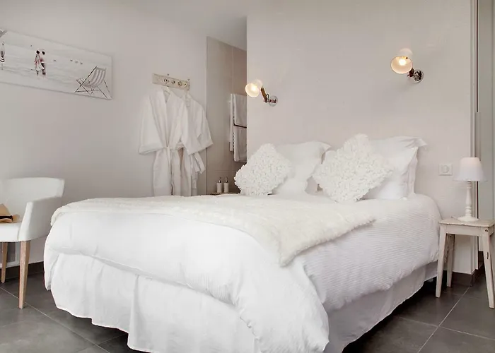 Aux D'a Cote Bed & Breakfast